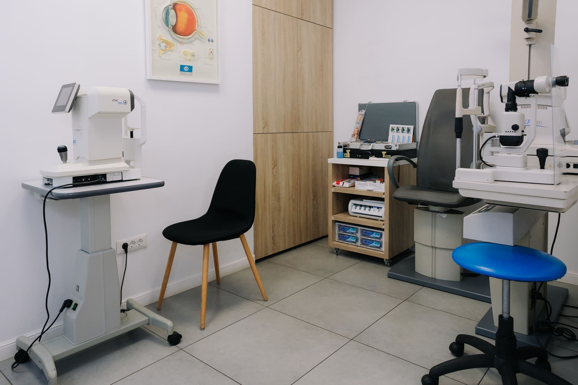 Interior și echipamente Platinum Optic, fotografia 4 din 4